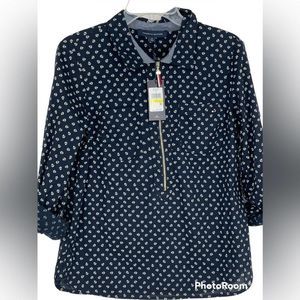 NWT TOMMY HILFIGER Long 3/4 sleeve zip front top, blouse, size MEDIUM